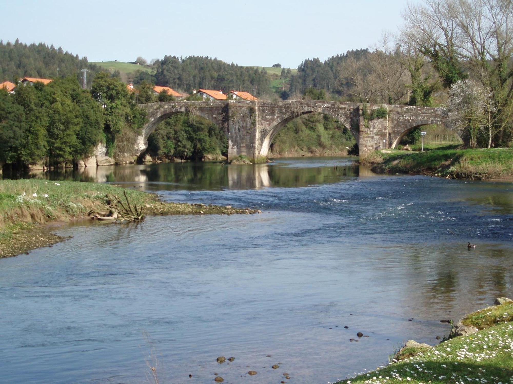 Posada Las Puentes Barcenilla エクステリア 写真